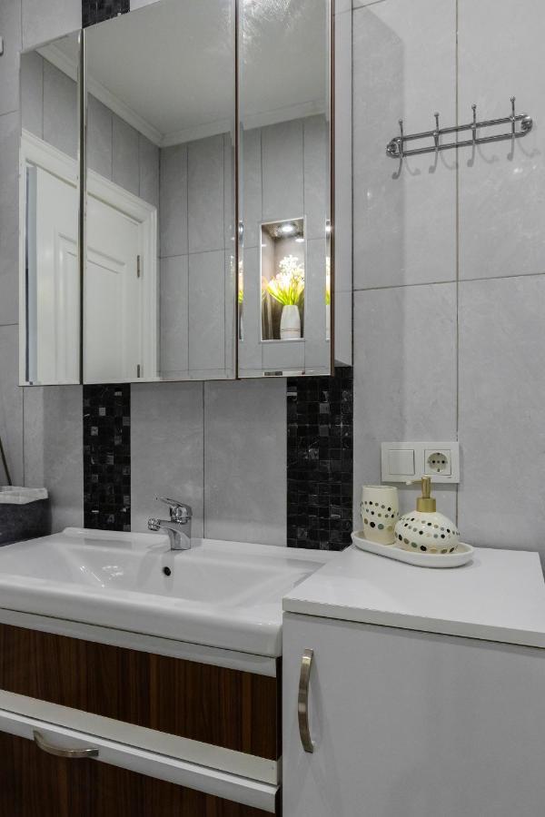 Apartamento Porta Batumi Tower Sea Breeze 2012 Exterior foto